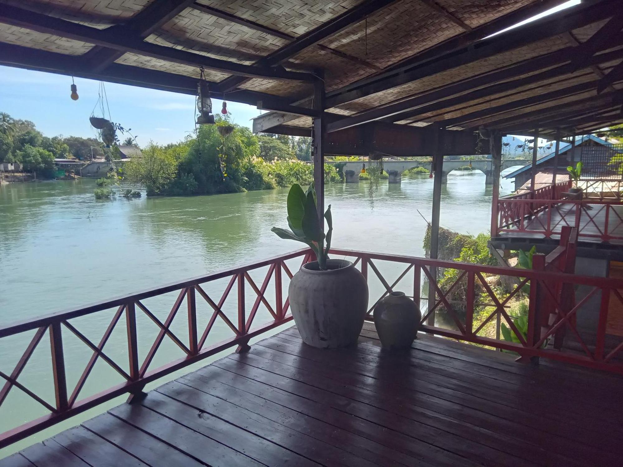 Friendship Guest House Дон Дет Экстерьер фото