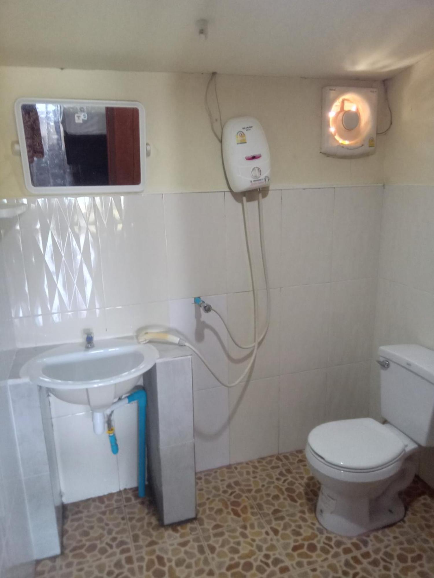 Friendship Guest House Дон Дет Экстерьер фото